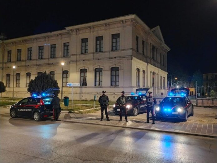 Controllo notturno dei carabinieri