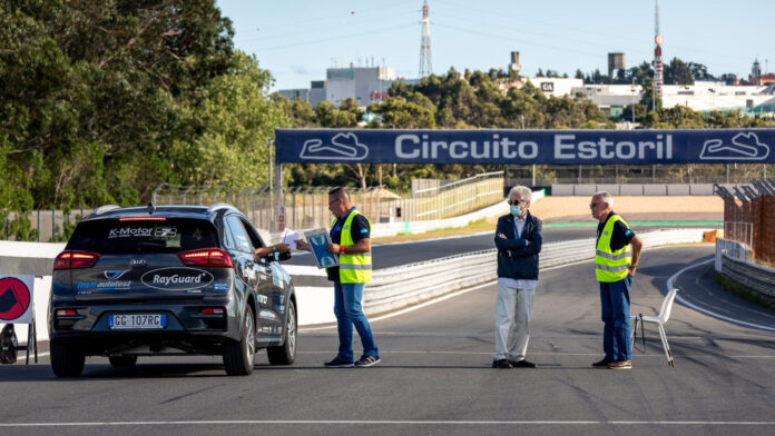 La Kia eNiro di Guerrini e Prusak all'Estoril