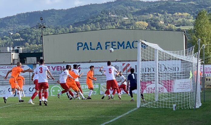 Calcio: il Sansepolcro rimonta e viene ripreso, vittoria allo scadere per il Lama