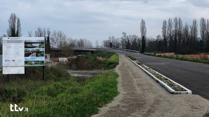 Ponte sul Tevere gennaio 2023