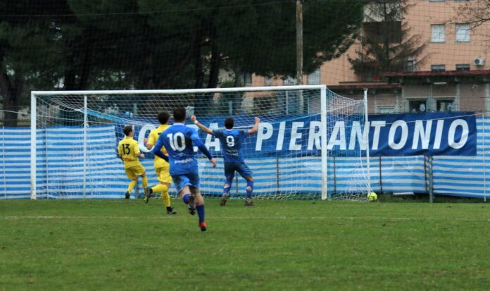 Pierantonio-Narnese (foto Vincenzo Maggesi)