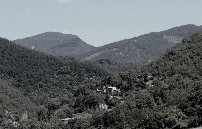 Il crinale dell’Alpe della Luna