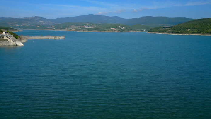 montedoglio diga lago 